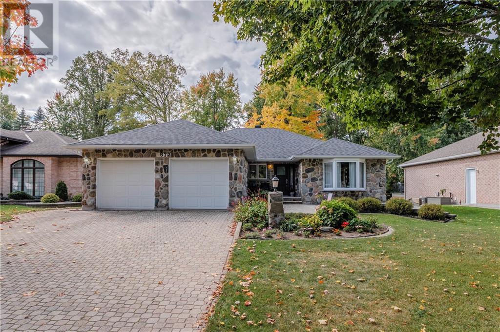 572 DEAN DRIVE, Cornwall, Ontario